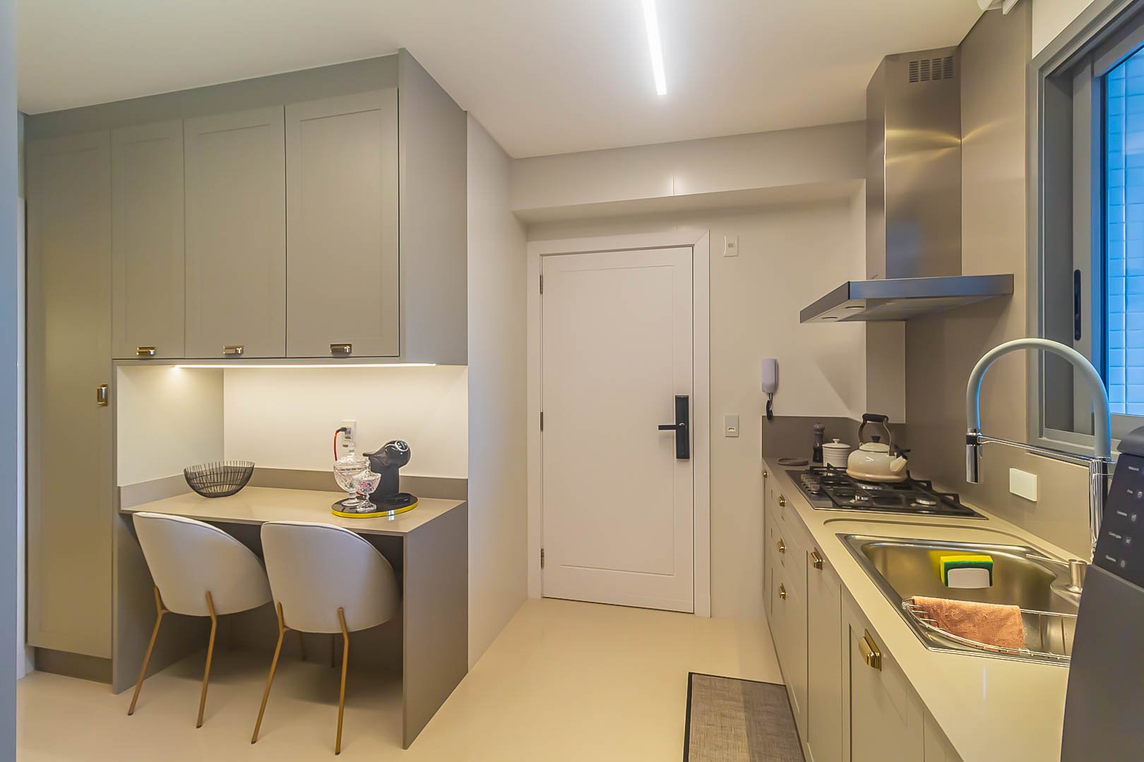 Apartamento no Edifício New York à venda no centro de Balneário Camboriú — foto 11