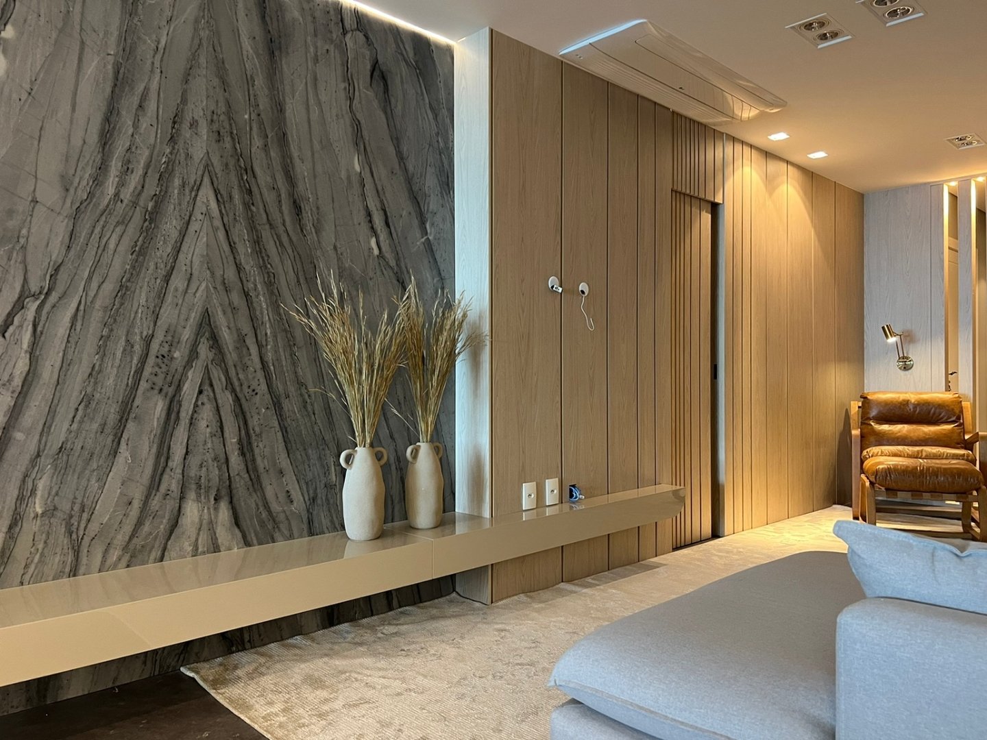 Apartamento no Edifício Diamond Hill à venda no centro de Balneário Camboriú — foto 3