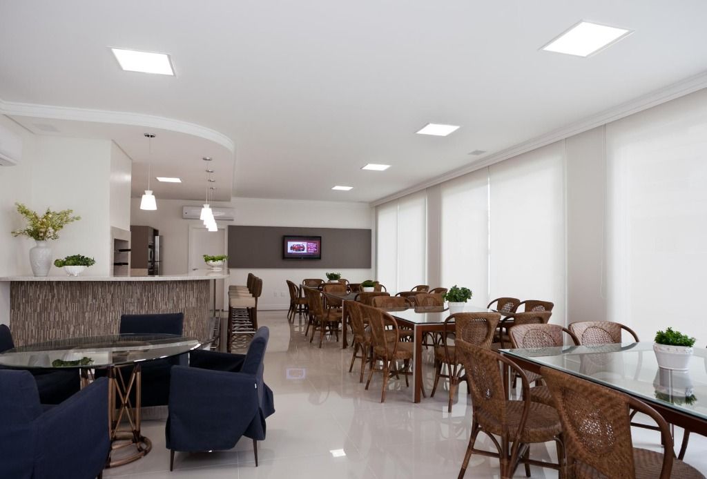 Apartamento no Edifício Villa Serena à venda no centro de Balneário Camboriú — foto 29