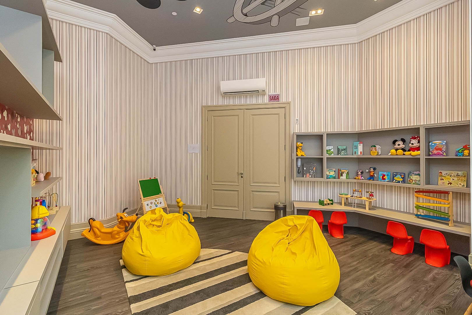 Apartamento no Edifício New York à venda no centro de Balneário Camboriú — foto 40