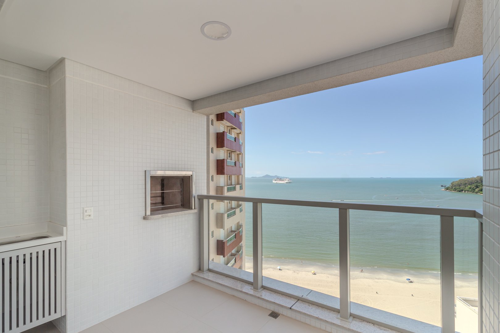 Apartamento Vista Mar na Edifício Morada Ilhas Marianas à venda em Barra Sul em Balneário Camboriú — foto 7