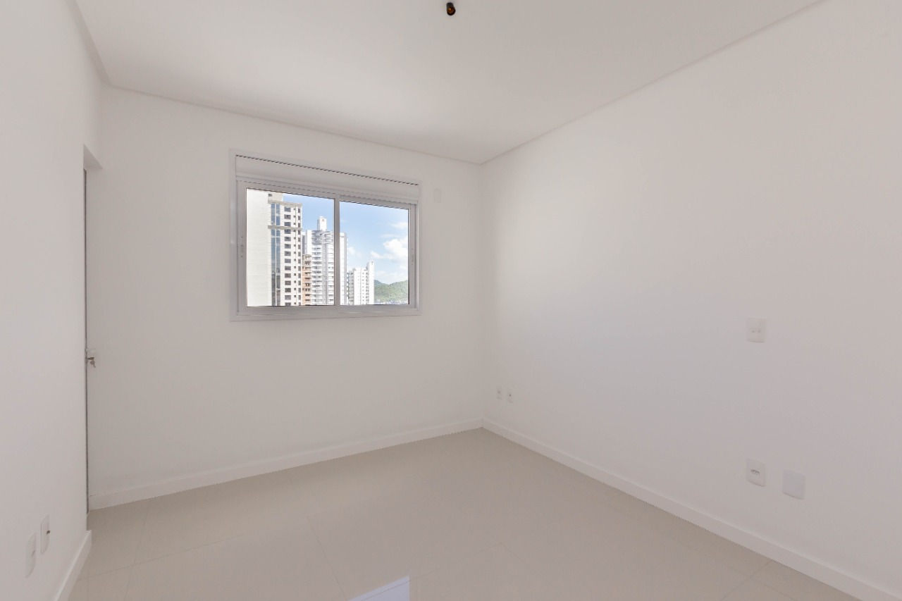 Apartamento no Edifício Villa Castelli à venda no Centro de Balneário Camboriú — foto 16