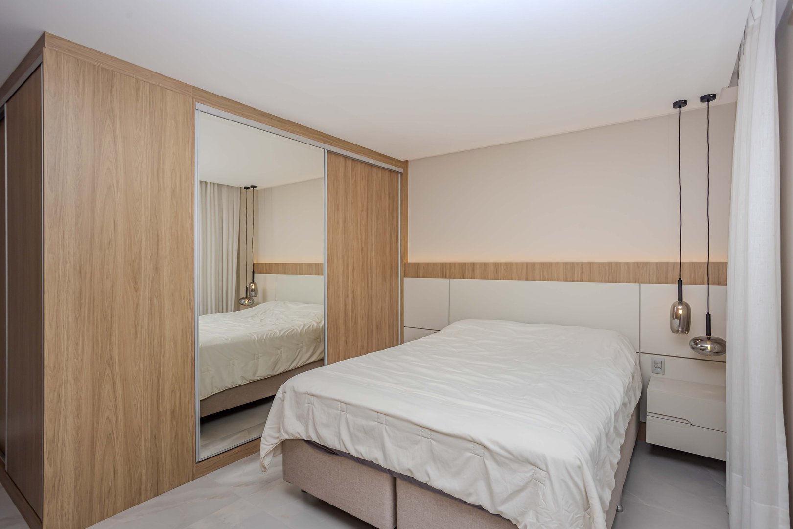 Apartamento Mobiliado no Edifício Maria Valentina à venda no centro de Balneário Camboriú — foto 17