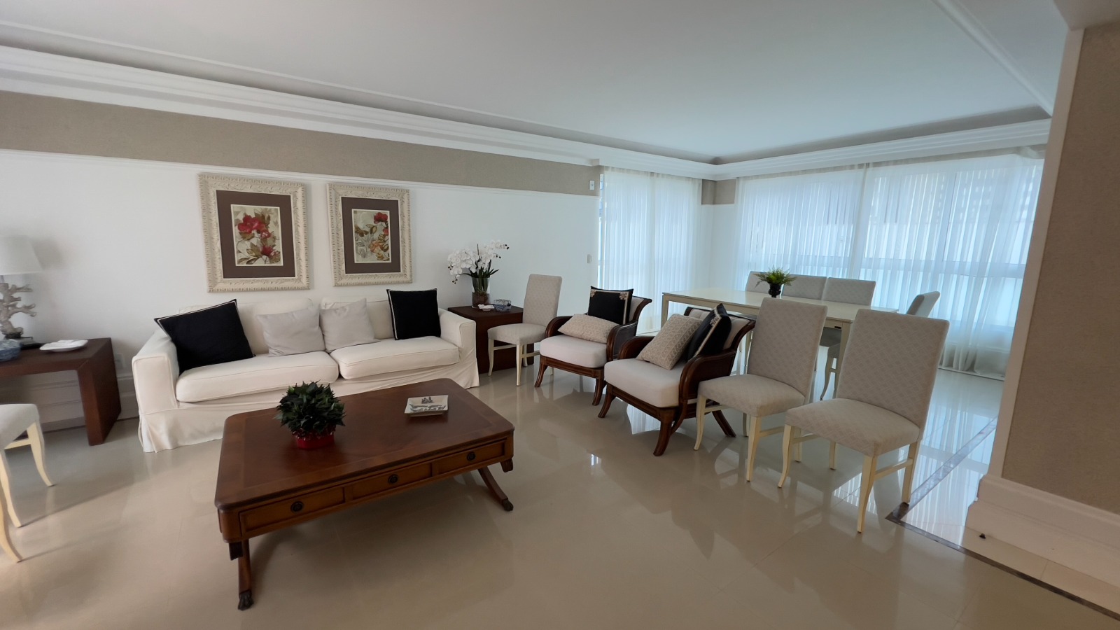 Apartamento Duplex no Edifício Vermont à venda no centro de Balneário Camboriú — foto 26