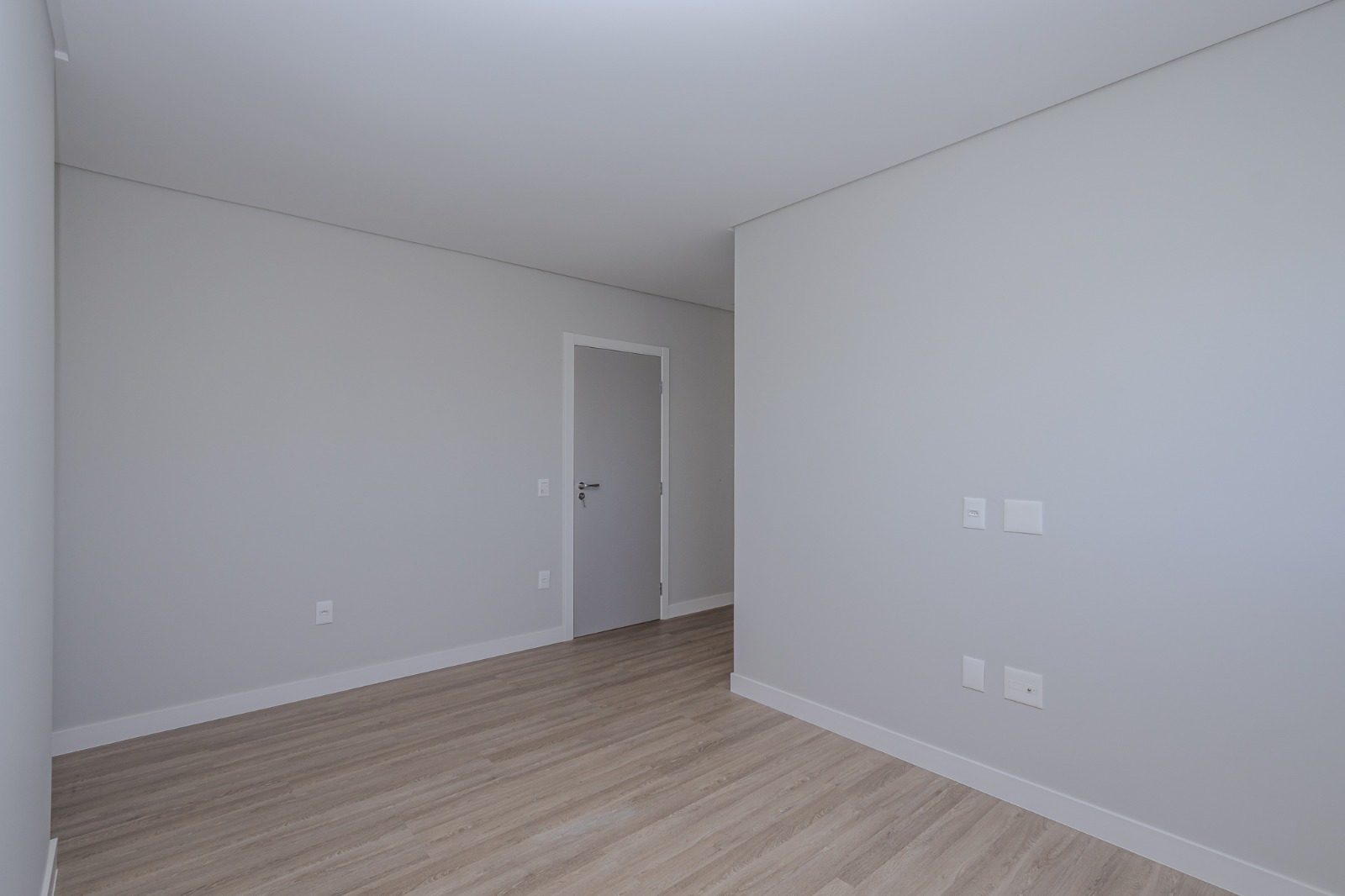 Apartamento no Edifício Muller Ocean Club à venda no centro de Balneário Camboriú — foto 14