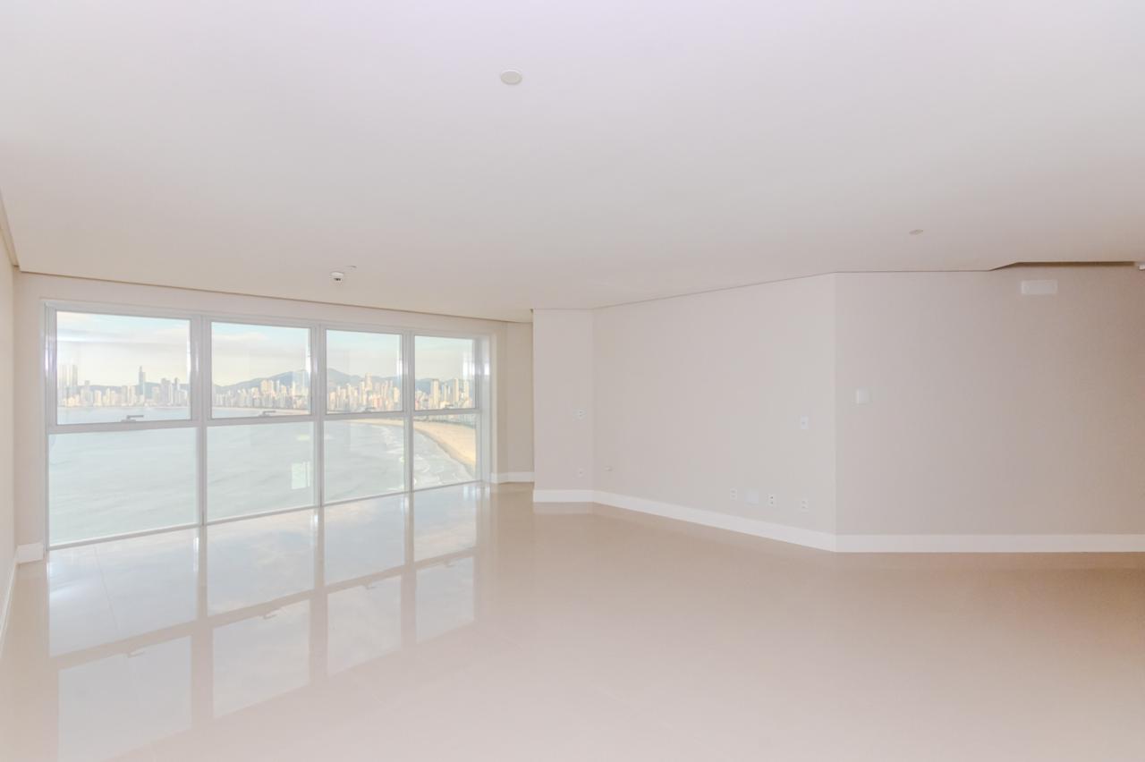 Apartamento no Edifício Infinity Coast à venda na Barra Norte de Balneário Camboriú