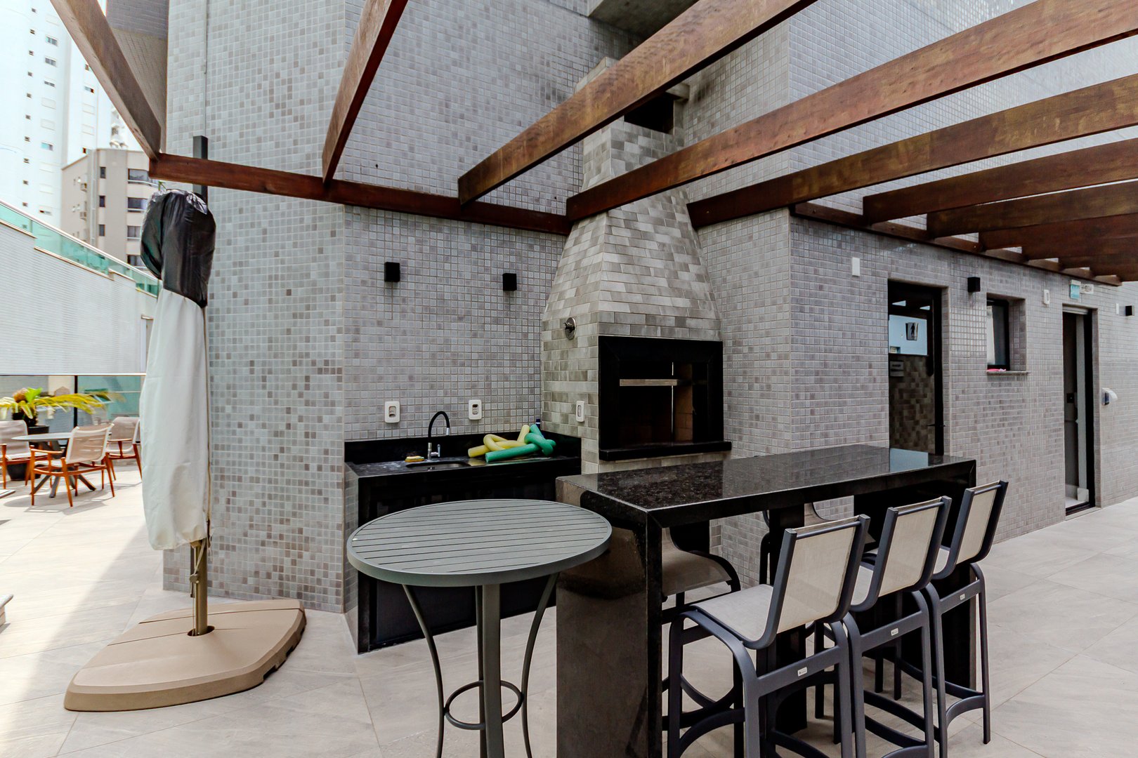 Apartamento Quadra Mar no Edifício Sauer Residence à venda em Barra Sul em Balneário Camboriú — foto 31