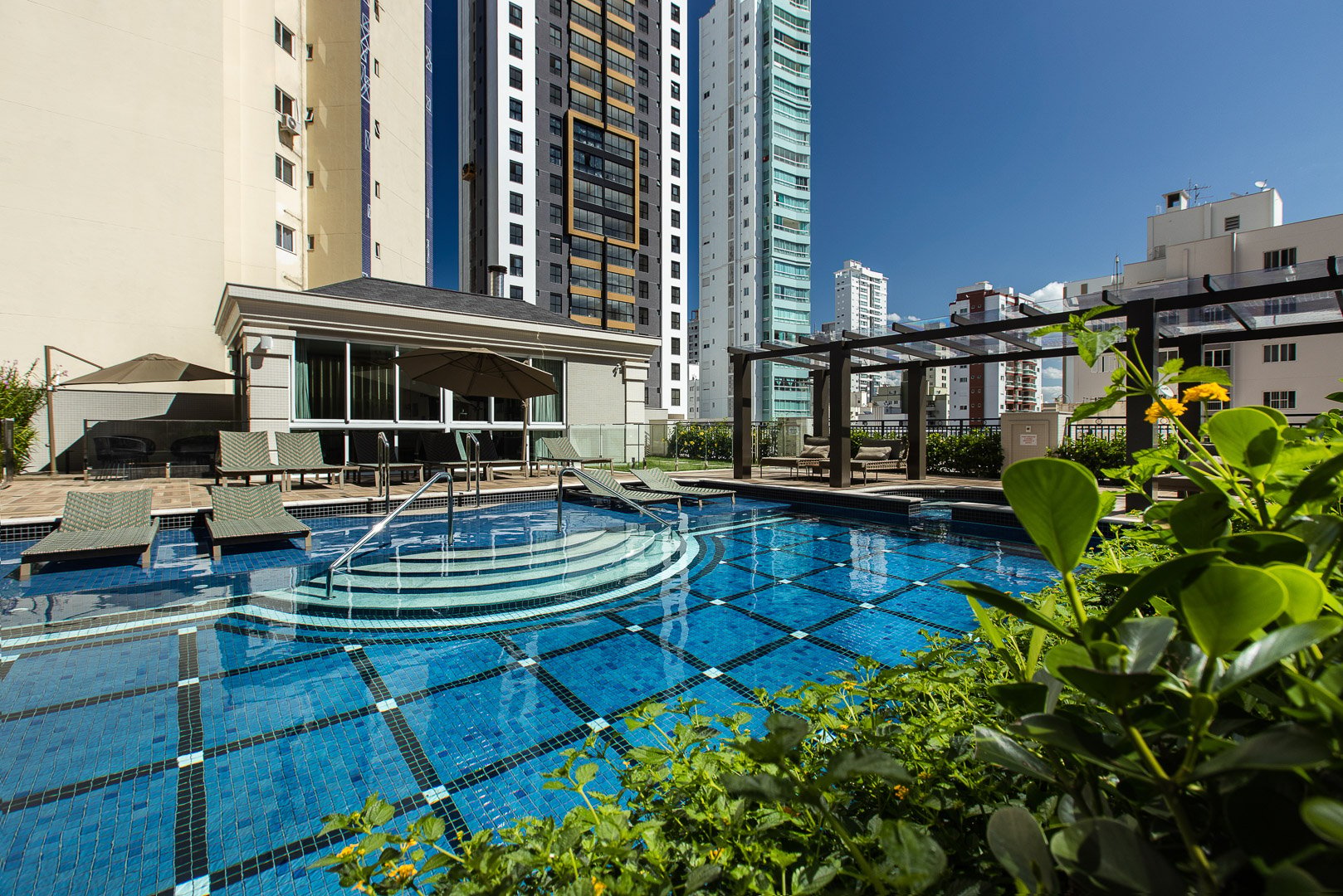 Apartamento no Edifício Serendipity Village à venda no centro de Balneário Camboriú — foto 38