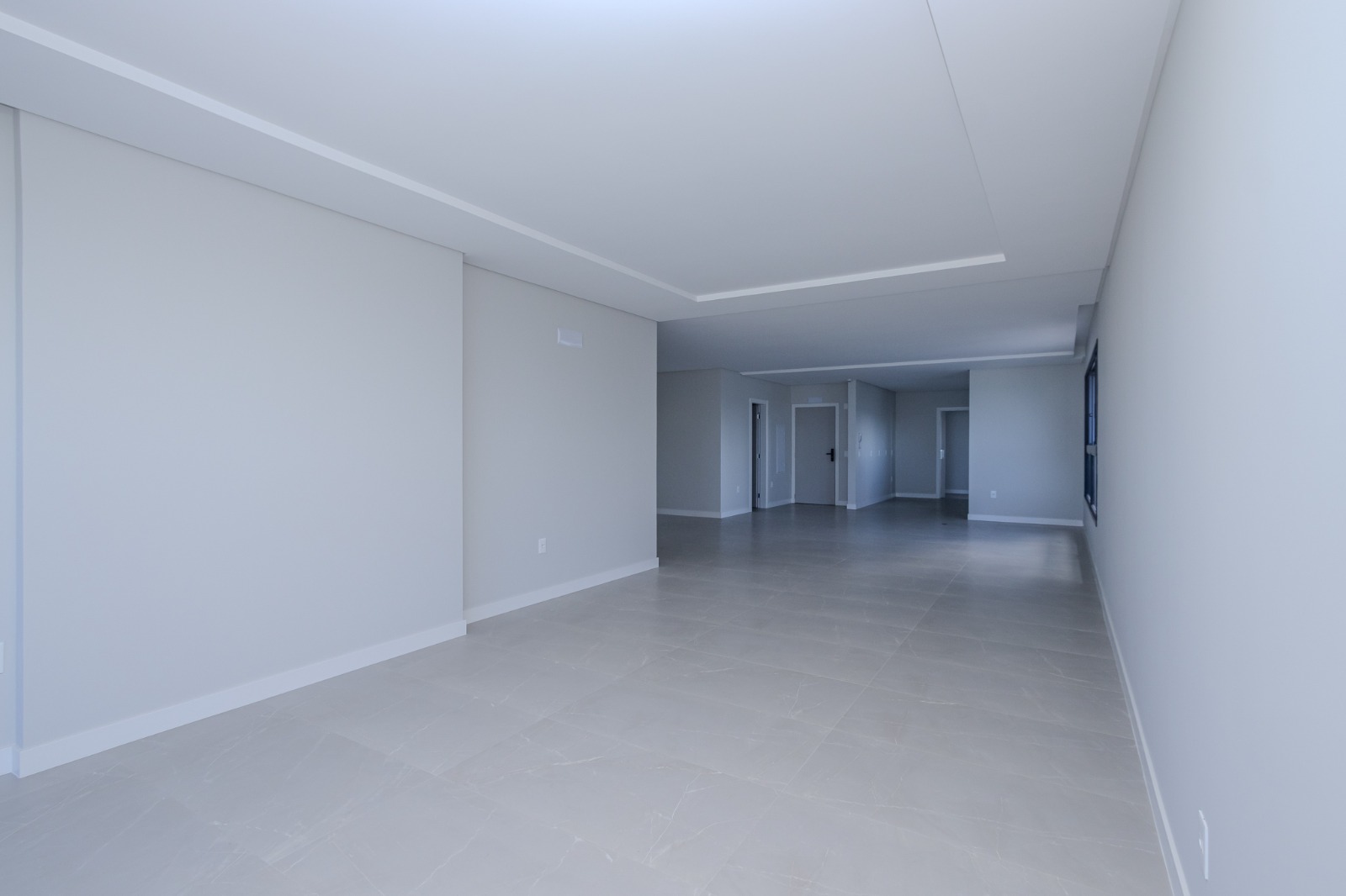 Apartamento no Edifício Muller Ocean Club à venda no centro de Balneário Camboriú — foto 4