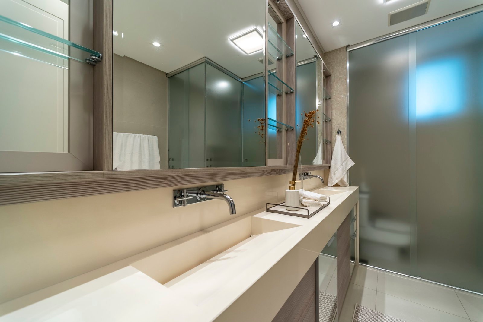 Apartamento no Edifício Metrópolis á Venda no Centro de Balneário Camboriú — foto 16