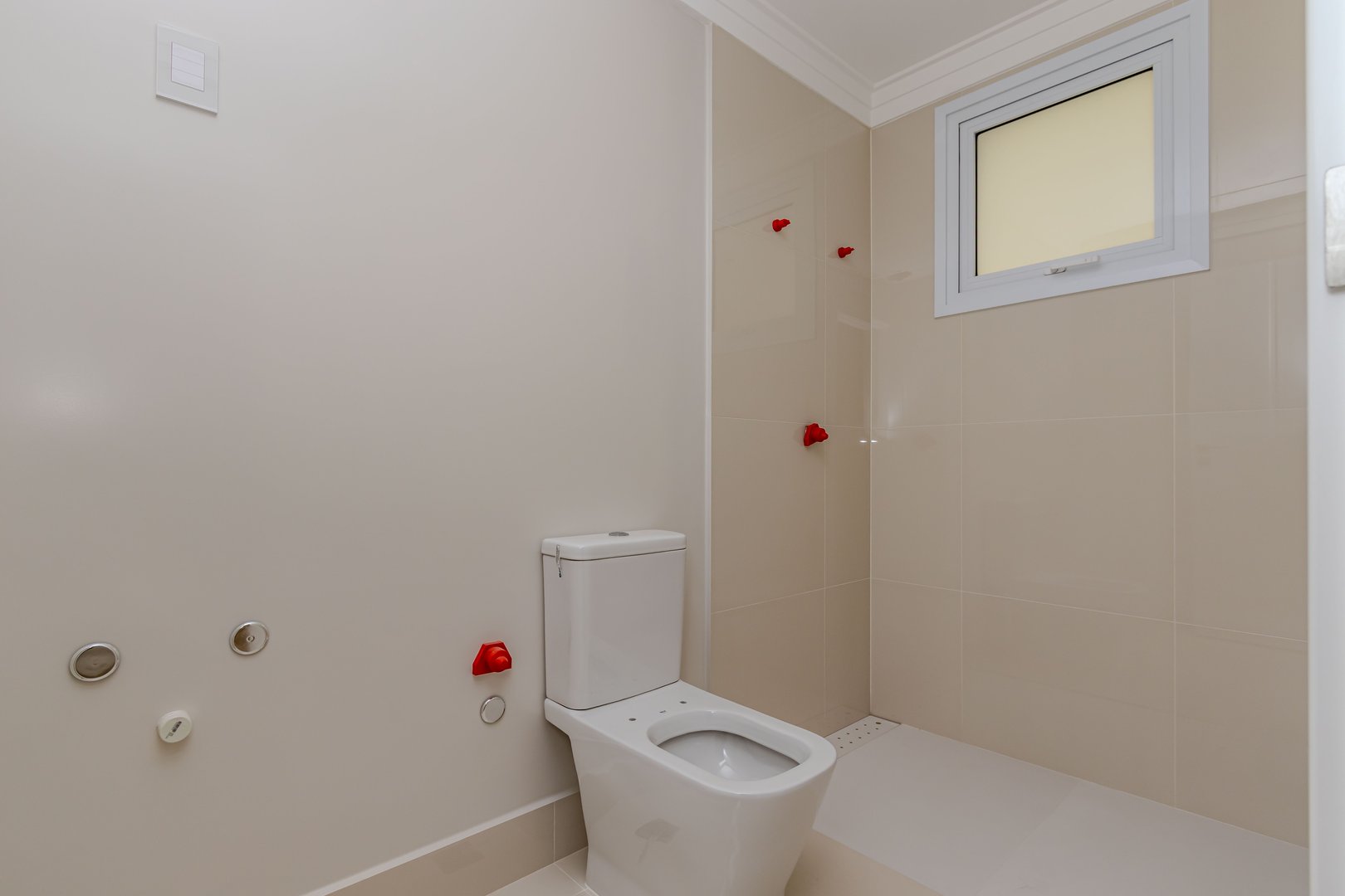 Apartamento frente mar no Edifício One Tower à venda no centro de Balneário Camboriú — foto 27