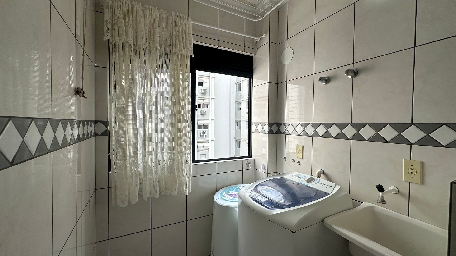 Apartamento no Edifício Residencial Michigan à venda no centro de Balneário Camboriú — foto 14