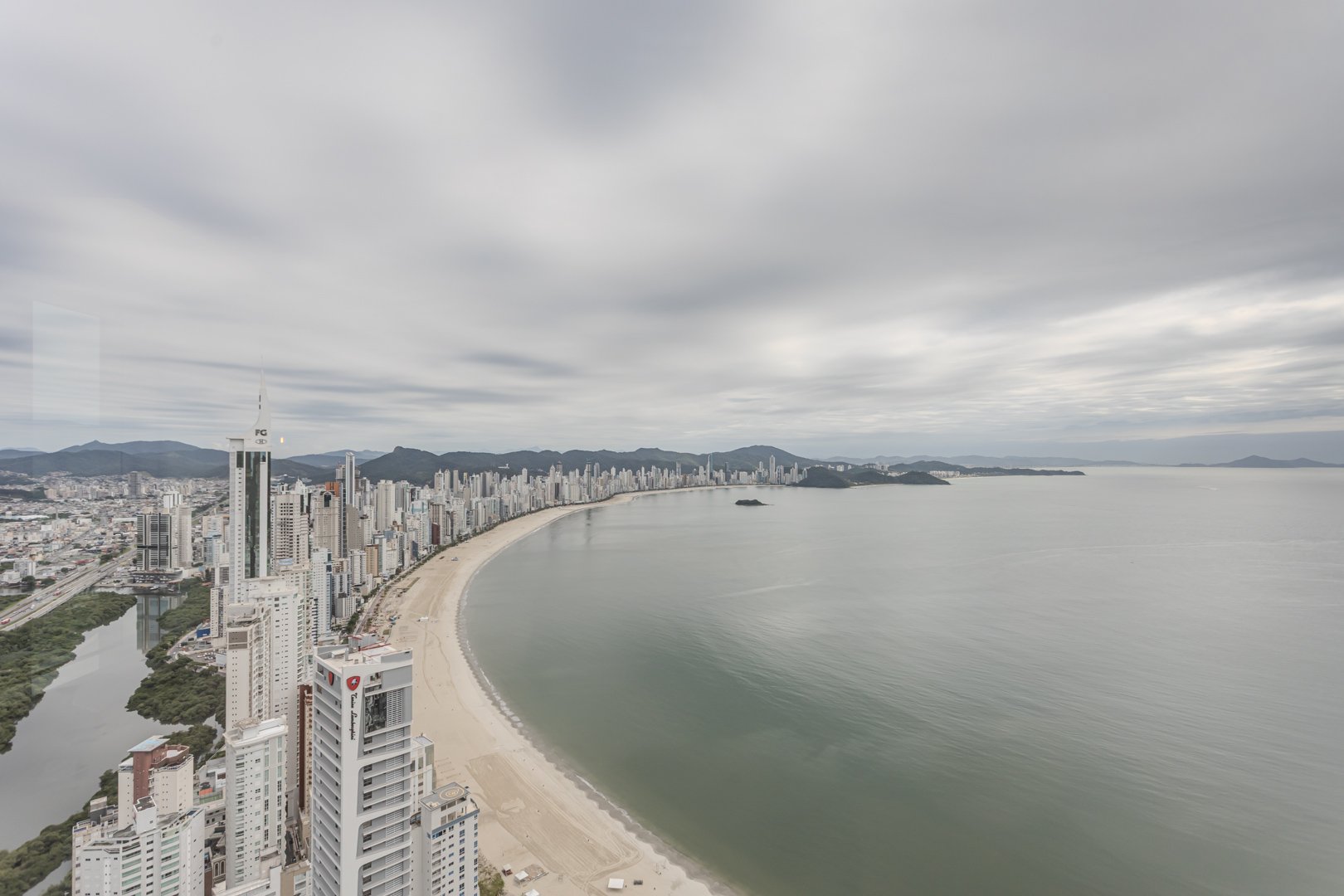 Apartamento no Edifício Yachthouse à venda em Barra Sul, Balneário Camboriú — foto 25