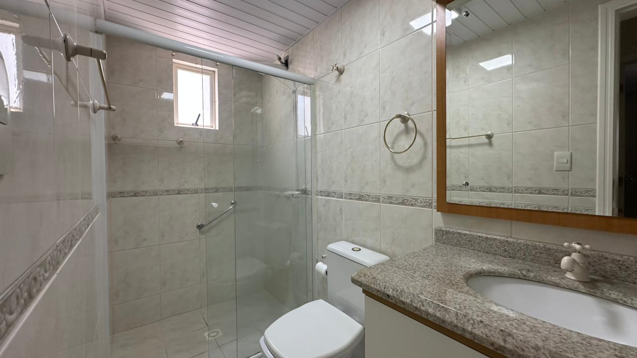 Apartamento Quadra Mar no Edifício Dom Maurício à venda no centro de Balneário Camboriú — foto 11