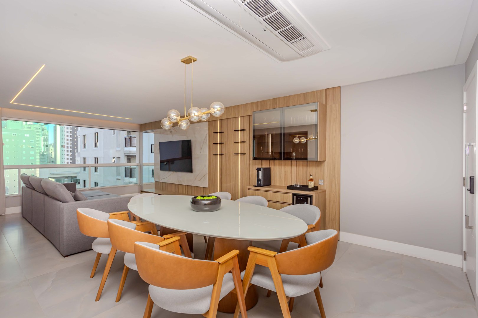 Apartamento Mobiliado no Edifício Maria Valentina à venda no centro de Balneário Camboriú — foto 5