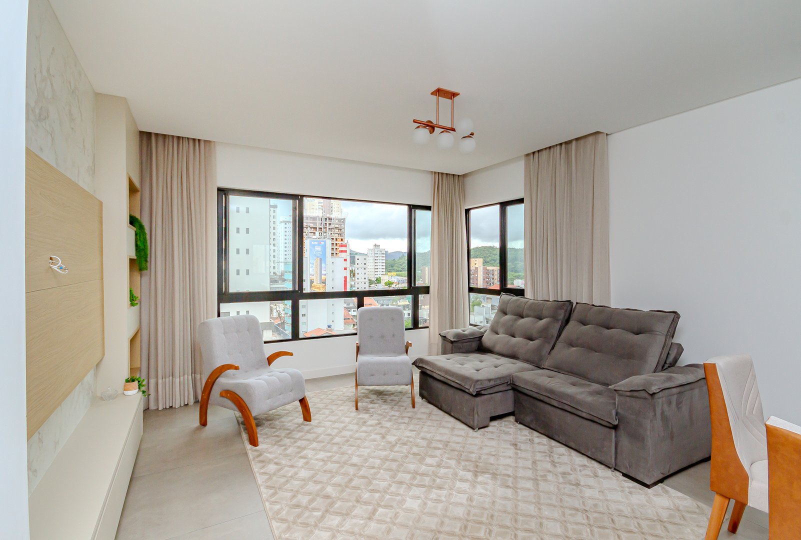 Apartamento Decorado no Edifício Florence Garden à venda na Barra Sul de Balneário Camboriú — foto 3