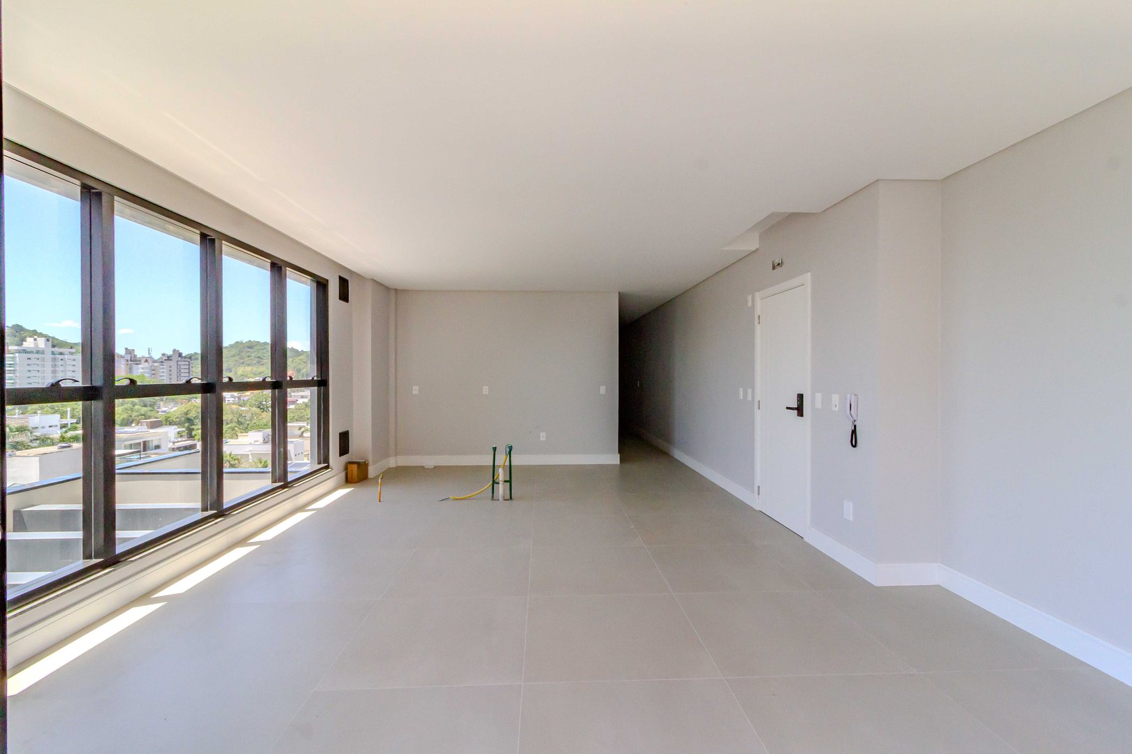 Apartamento no Edifício Dusseldorf à venda na Praia Brava — foto 14