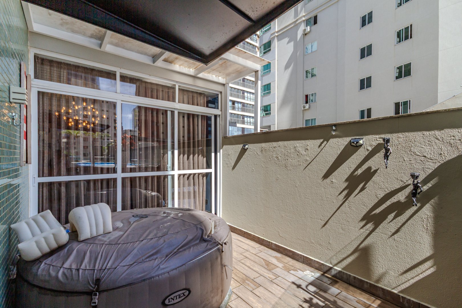 Apartamento Diferenciado no Edifício Sonnen Platz à venda no centro de Balneário Camboriú — foto 23