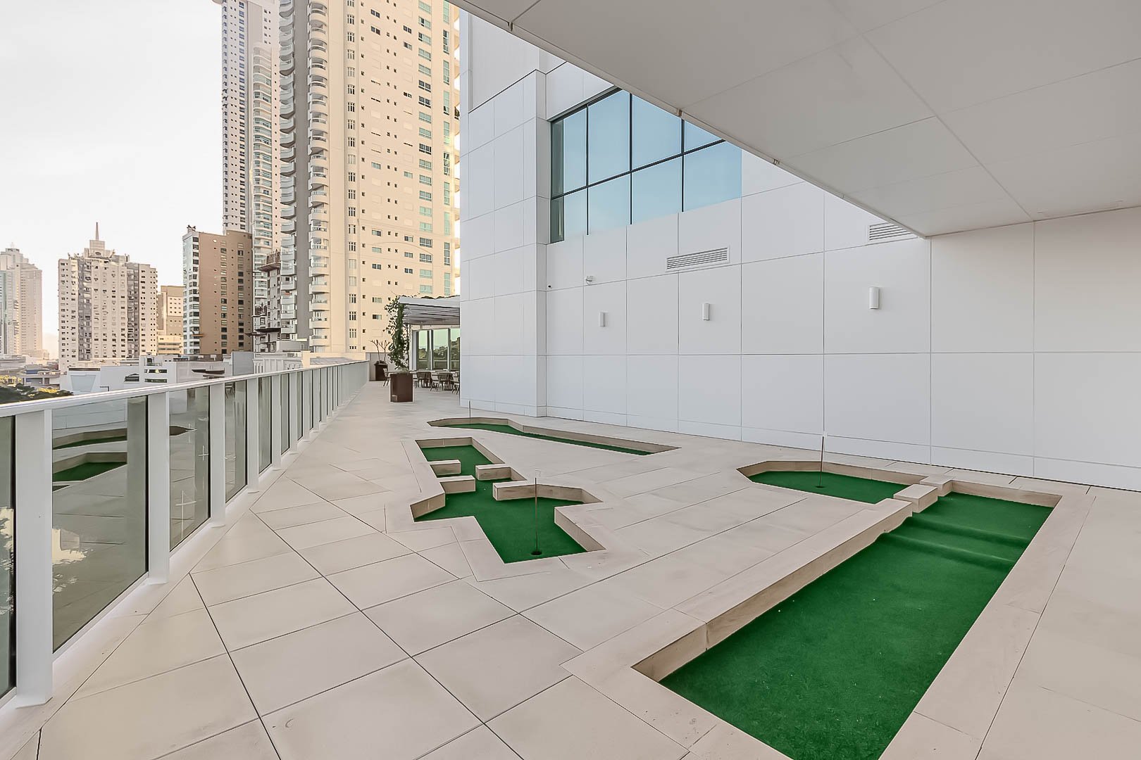 Apartamento Frente Mar no Edifício One Tower à venda no centro de Balneário Camboriú — foto 49