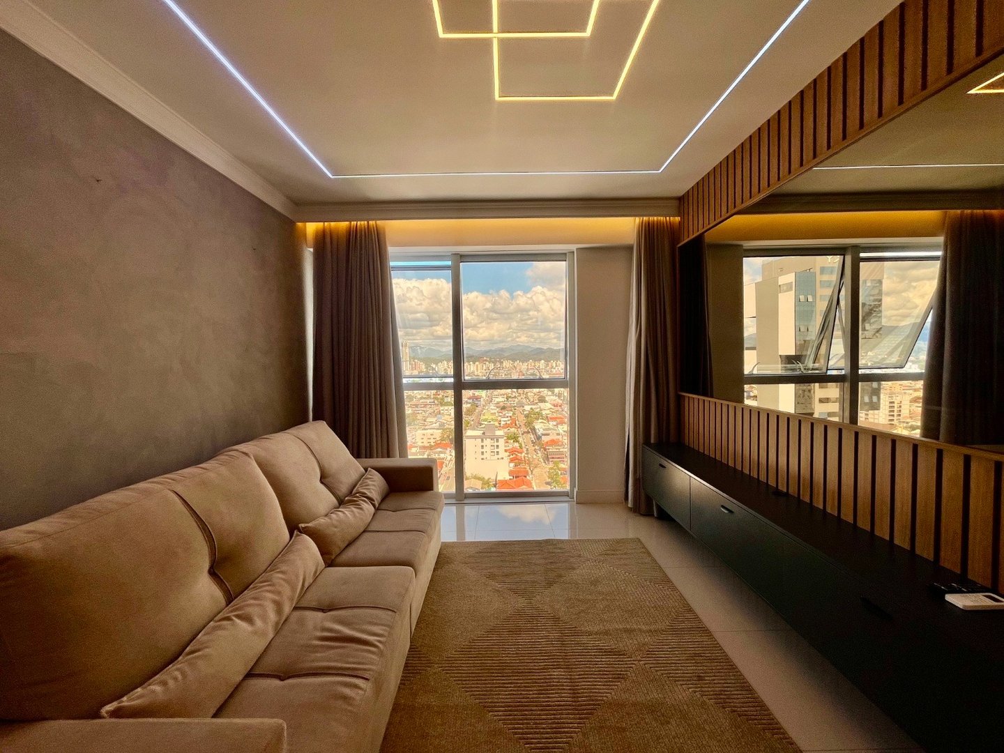 Apartamento no Edifício Royalton Residence à venda no centro de Balneário Camboriú — foto 3