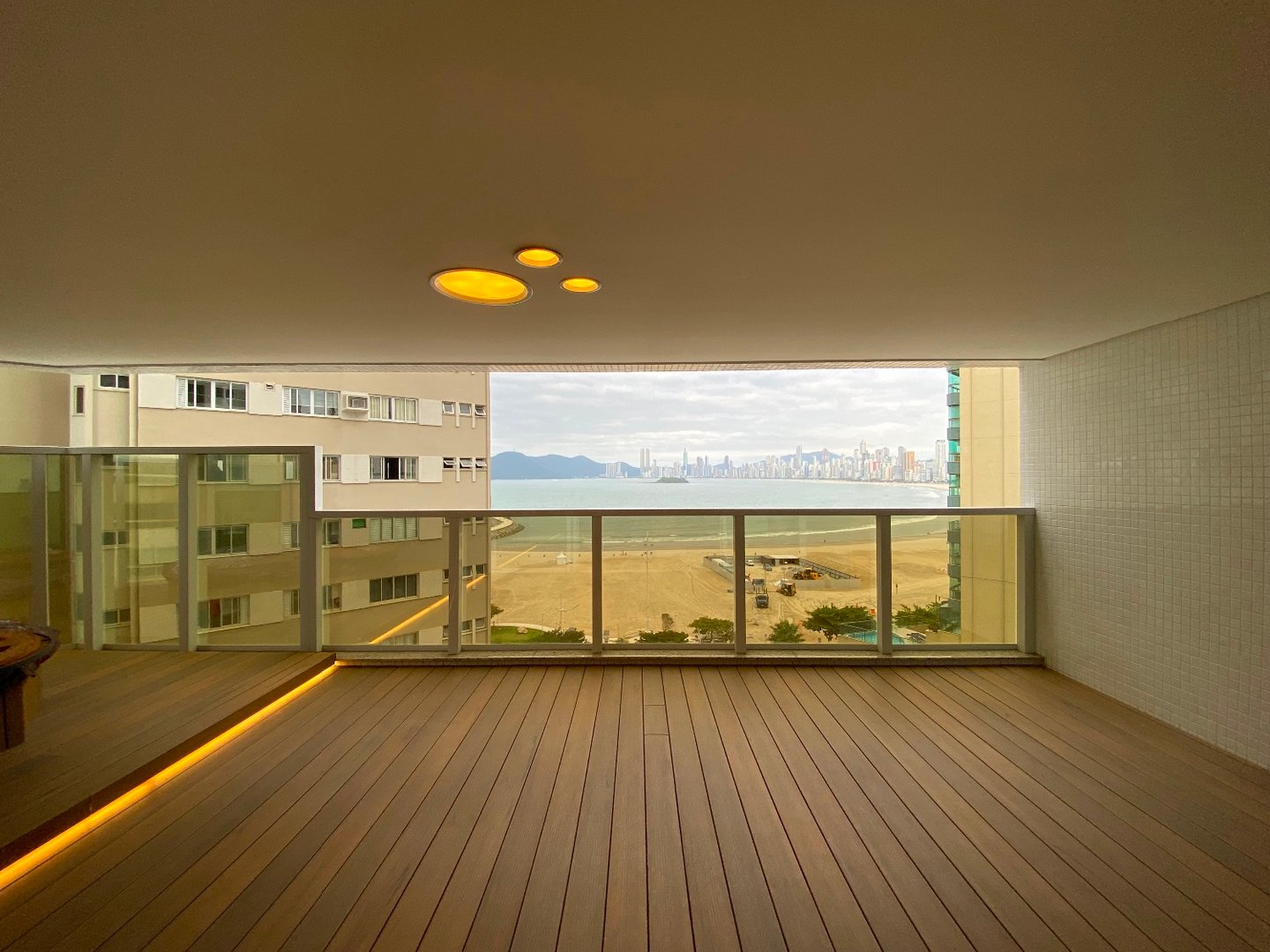 Apartamento no Edifício Infinity Coast à venda no Pioneiros em Balneário Camboriú — foto 3