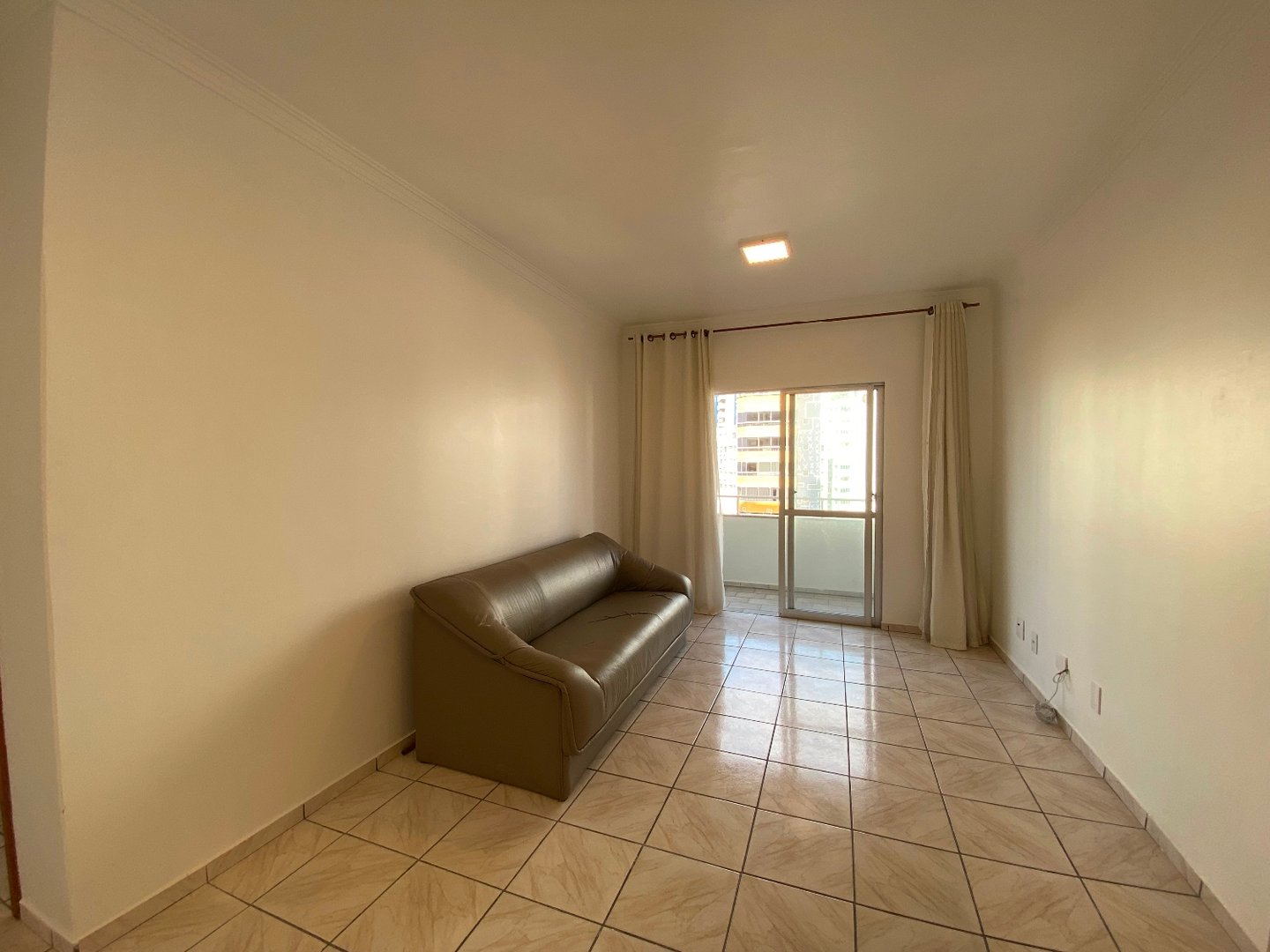 Apartamento no Edifício Marquesado B à venda no centro de Balneário Camboriú — foto 3
