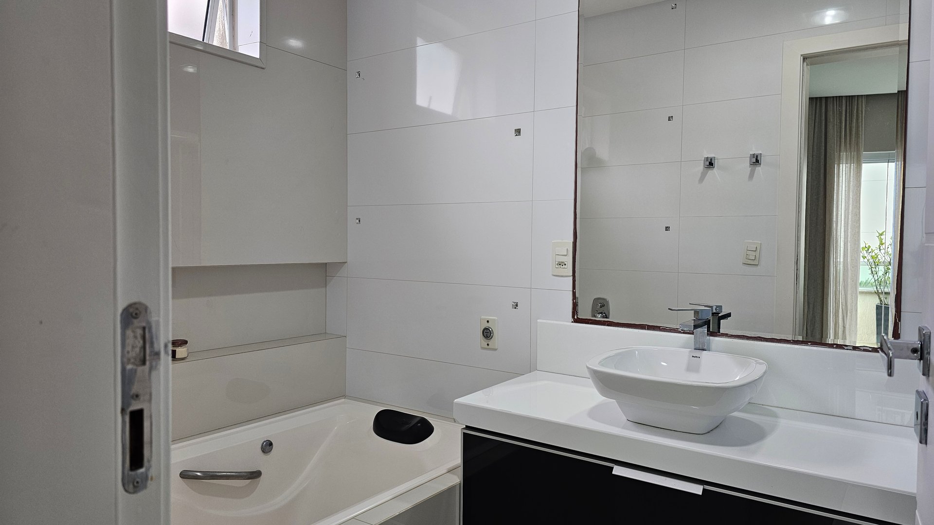 Apartamento no Edifício Chateau de Versailles à venda no centro de Balneário Camboriú — foto 17