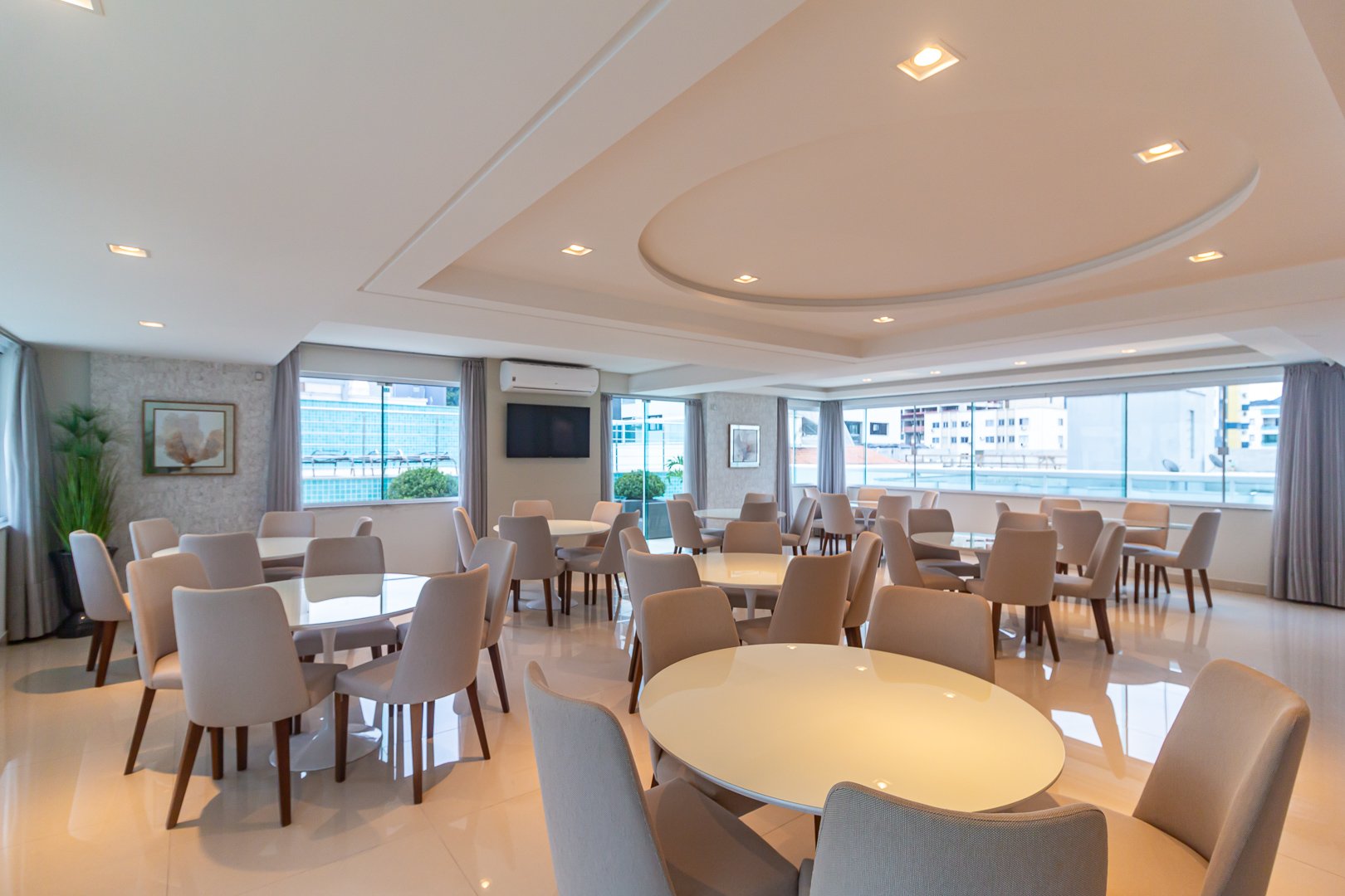 Apartamento Mobiliado no Edifício Mandala à venda no centro de Balneário Camboriú — foto 34