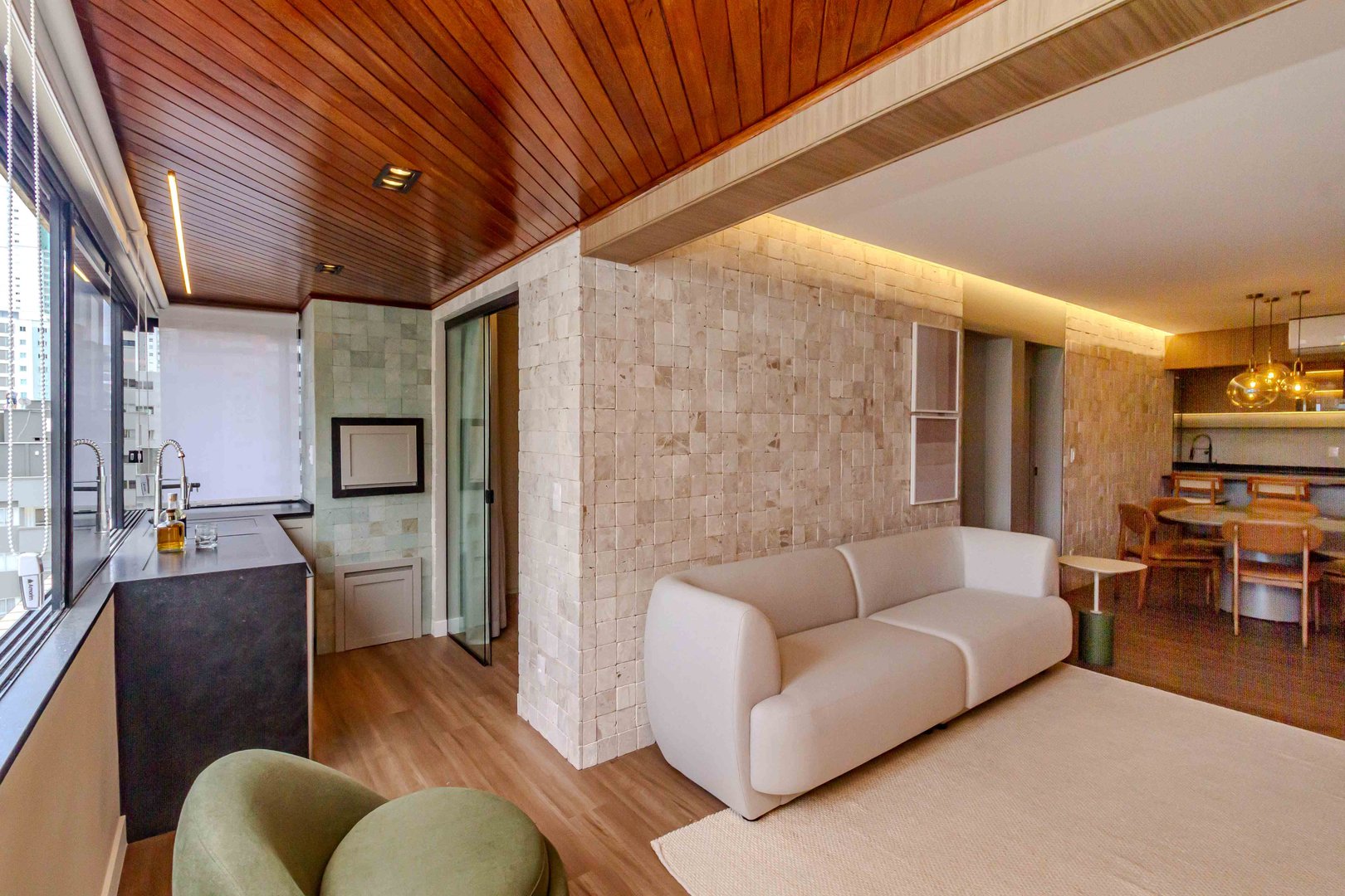 Apartamento no Edifício Caminho do Mar à venda no centro de Balneário Camboriú — foto 5