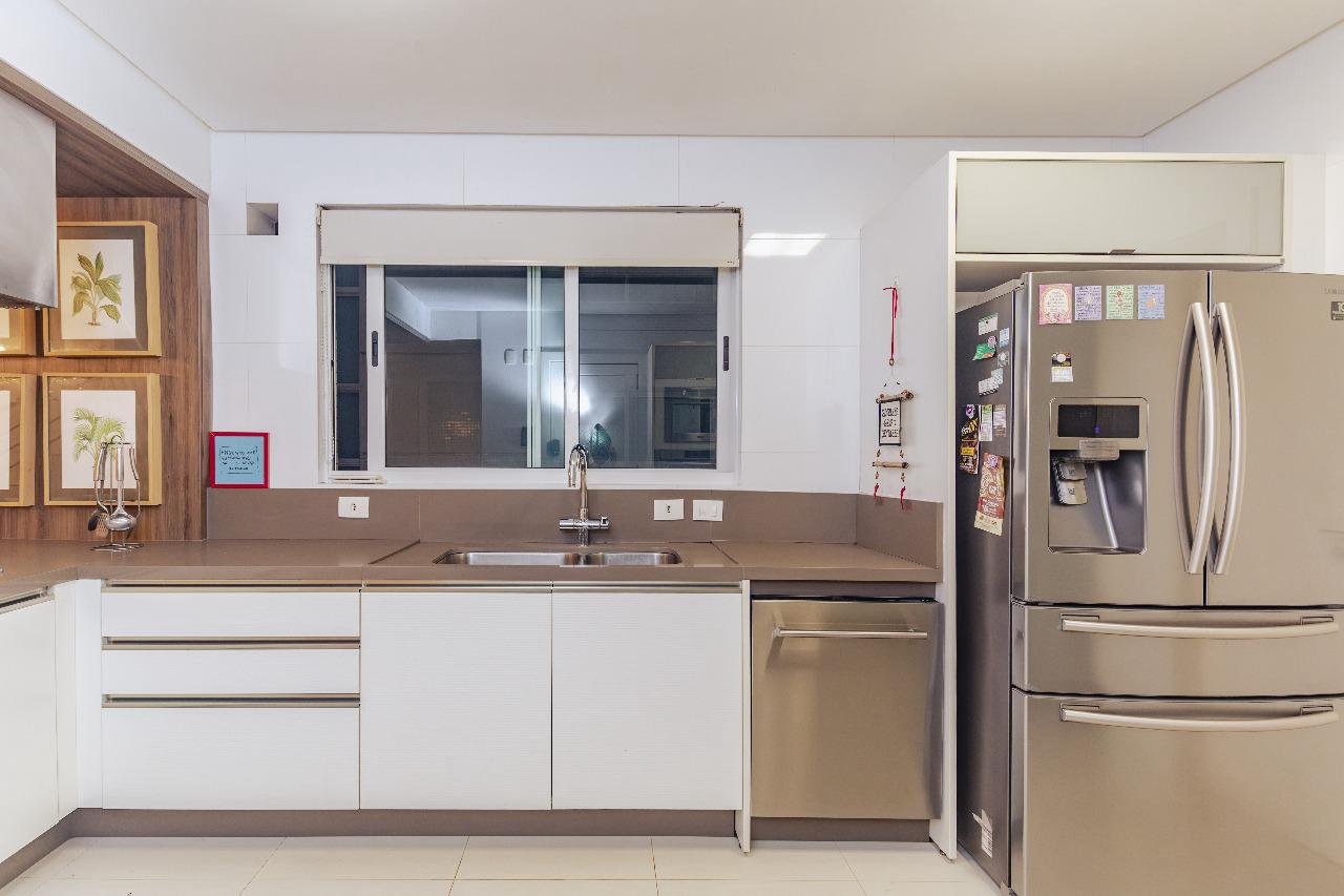 Apartamento no Edifício Renaissance à venda no centro de Balneário Camboriú — foto 14