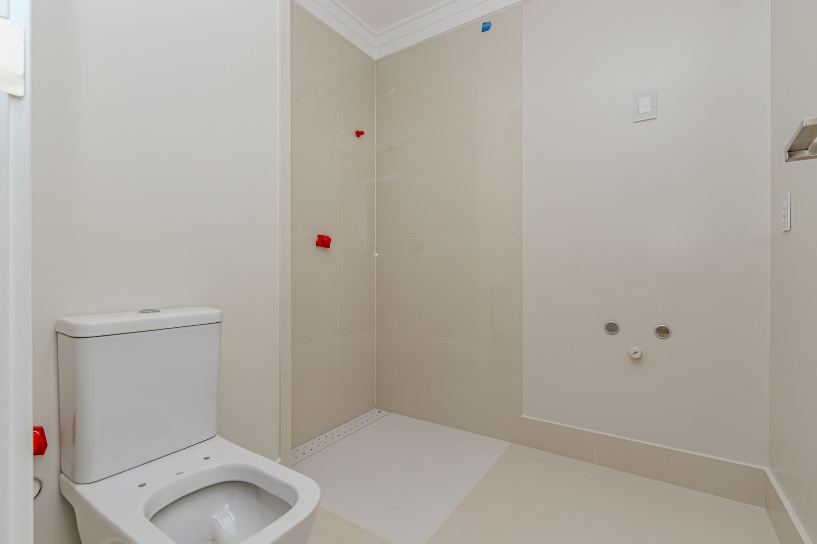 Apartamento Frente Mar no Edifício One Tower à venda no centro de Balneário Camboriú — foto 23