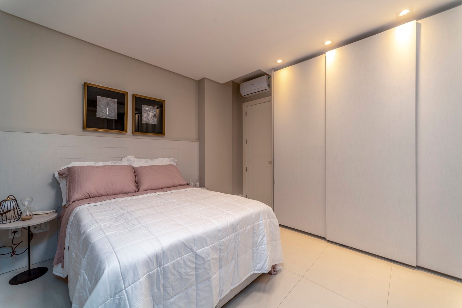 Apartamento no Edifício Metrópolis á Venda no Centro de Balneário Camboriú — foto 23