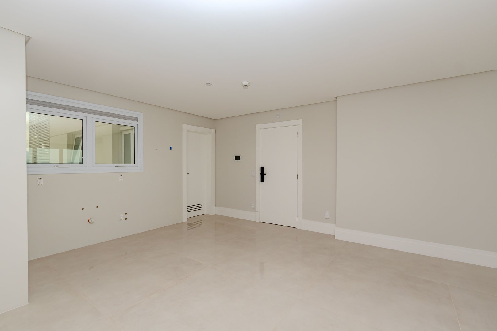 Apartamento Frente Mar no Edifício One Tower à venda no centro de Balneário Camboriú — foto 8