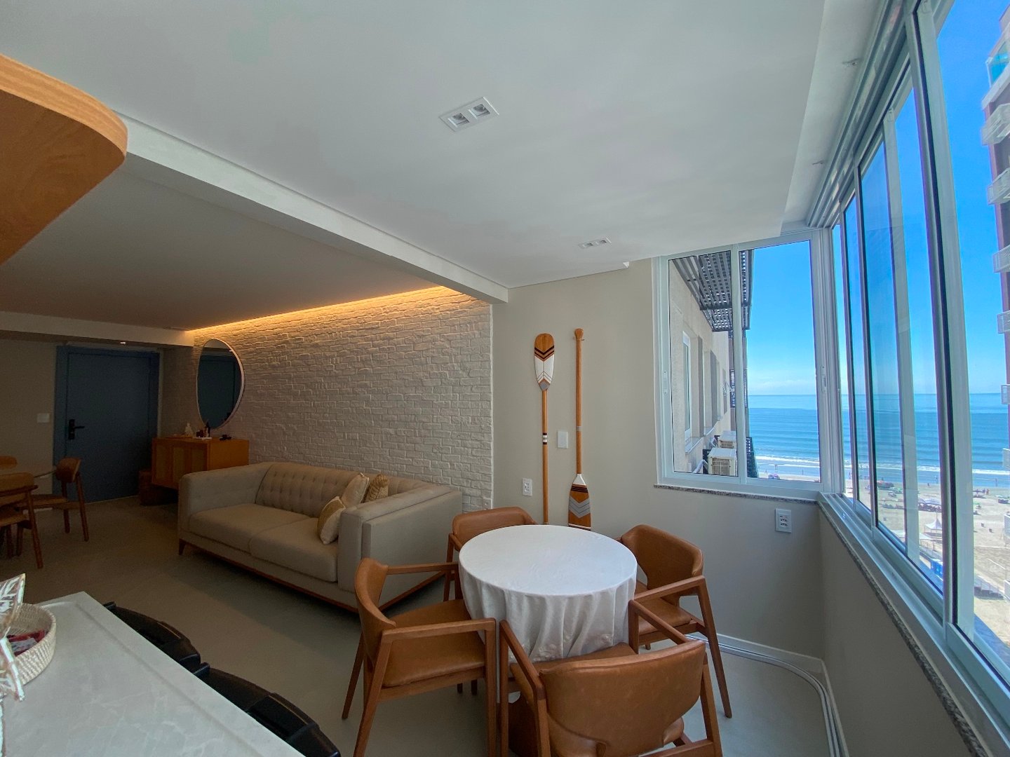 Apartamento no Edifício Oasis à venda no centro de Balneário Camboriú