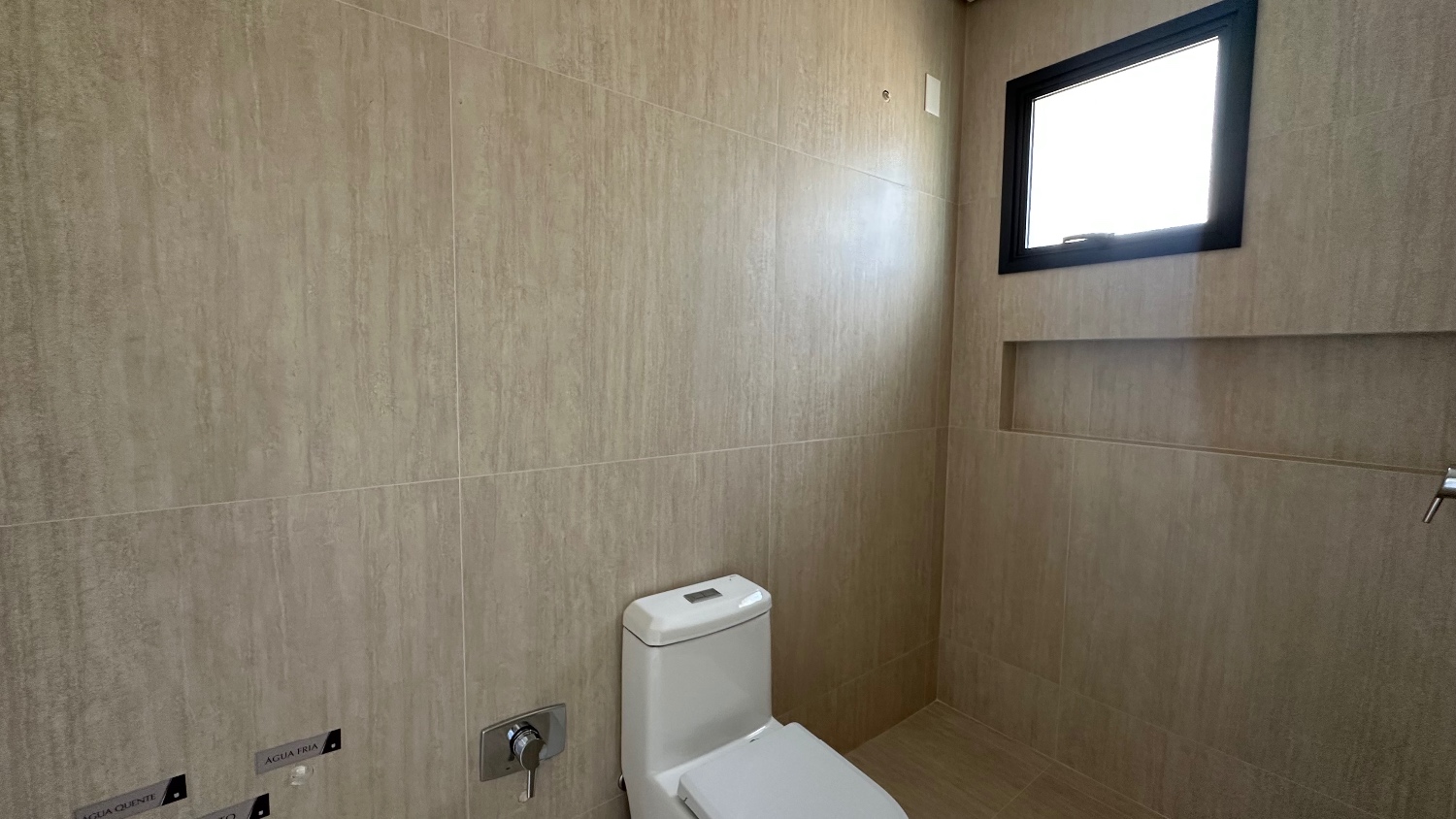 Apartamento no Edifício Hannover Residence à venda na Barra Sul em Balneário Camboriú — foto 13