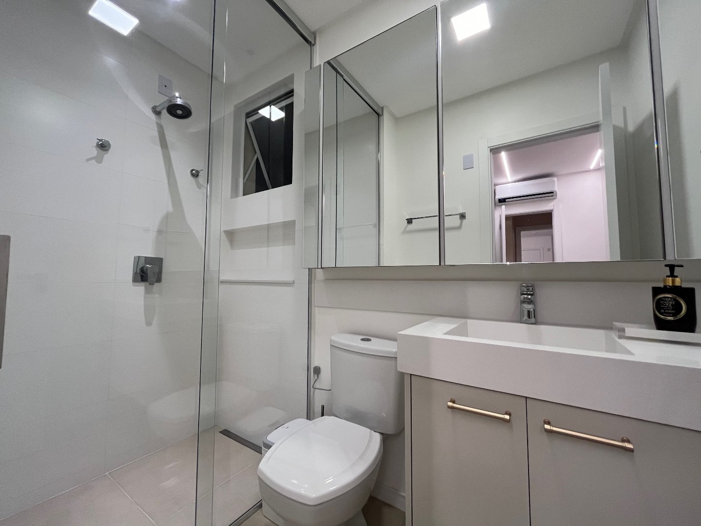 Apartamento no Edifício Villa Alba à venda no centro em Balneário Camboriú — foto 16