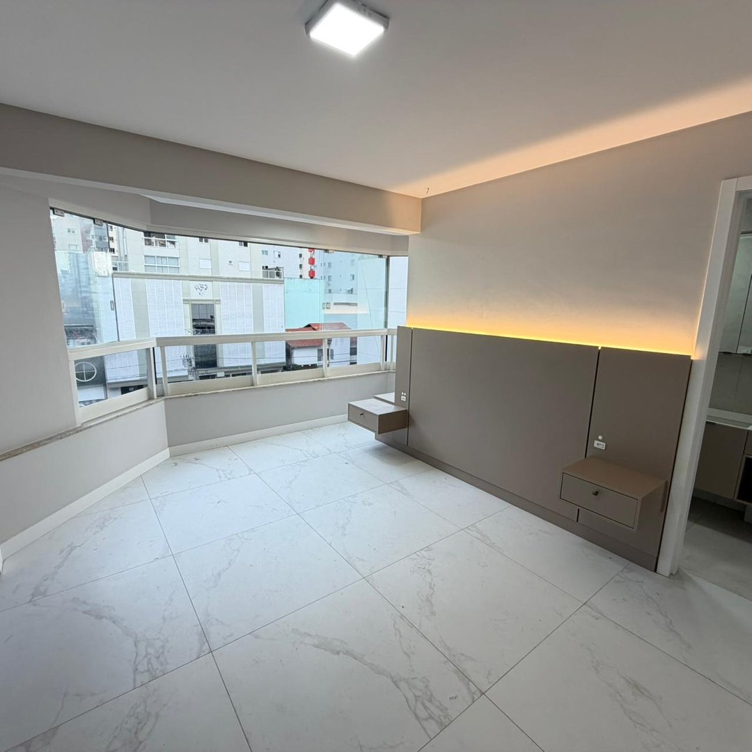 Apartamento no Edifício Ana Capri à venda no centro de Balneário Camboriú — foto 7