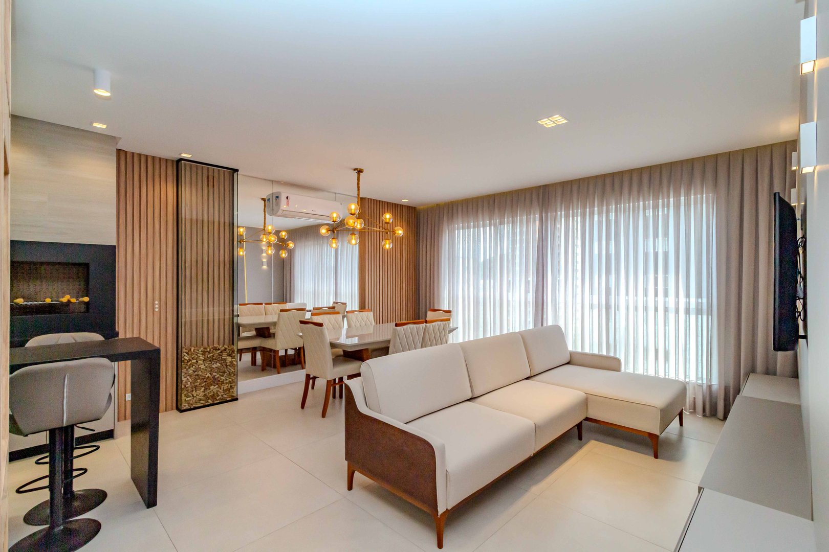 Apartamento no Edifício Montpellier Residence à venda no Pioneiros em Balneário Camboriú