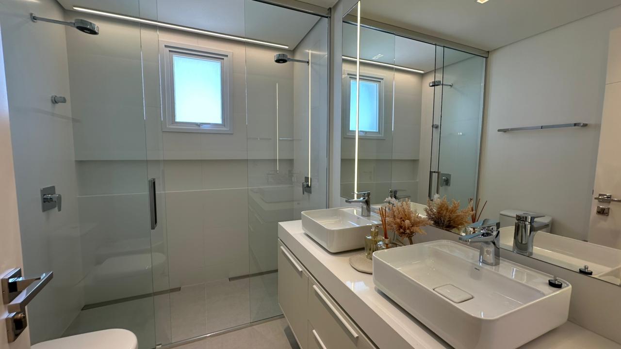 Apartamento vista mar no Edifício Cyano Mare à venda no centro de Balneário Camboriú — foto 25