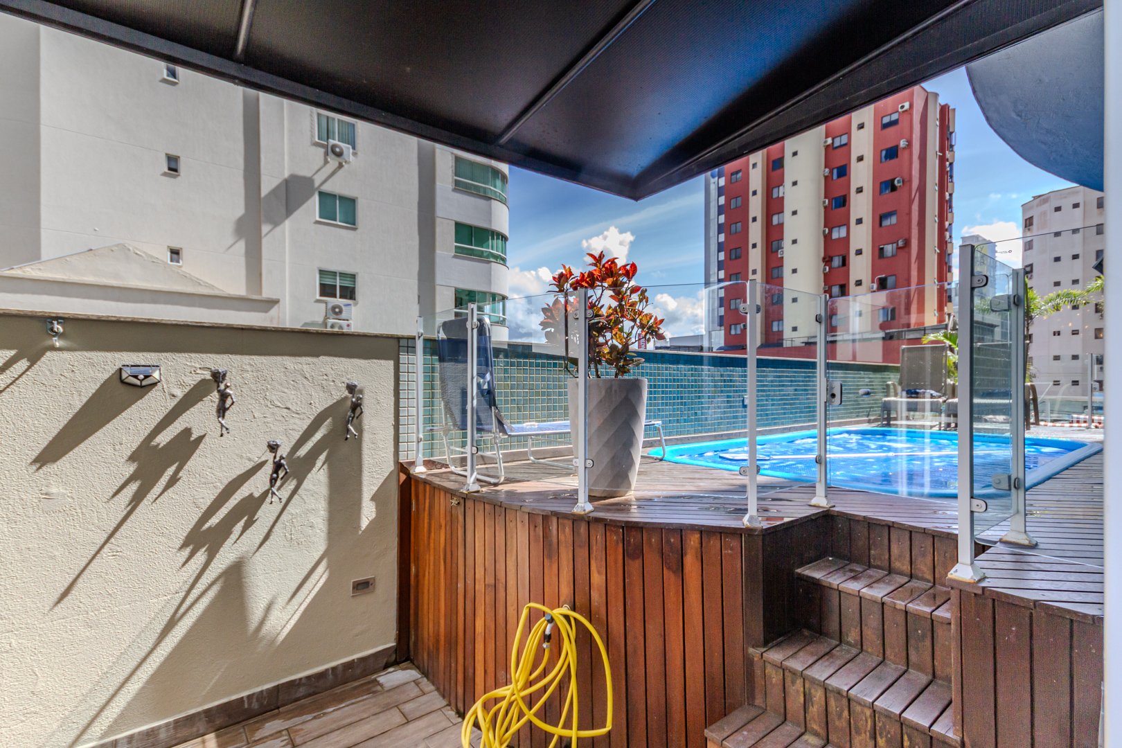 Apartamento Diferenciado no Edifício Sonnen Platz à venda no centro de Balneário Camboriú — foto 29
