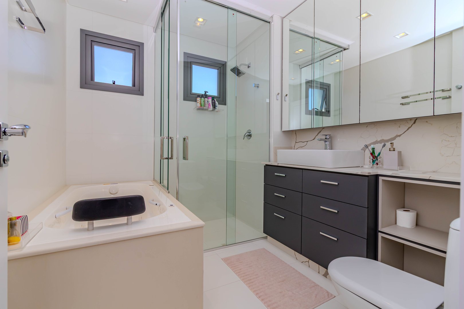 Apartamento no Edifício New York à venda no centro de Balneário Camboriú — foto 13