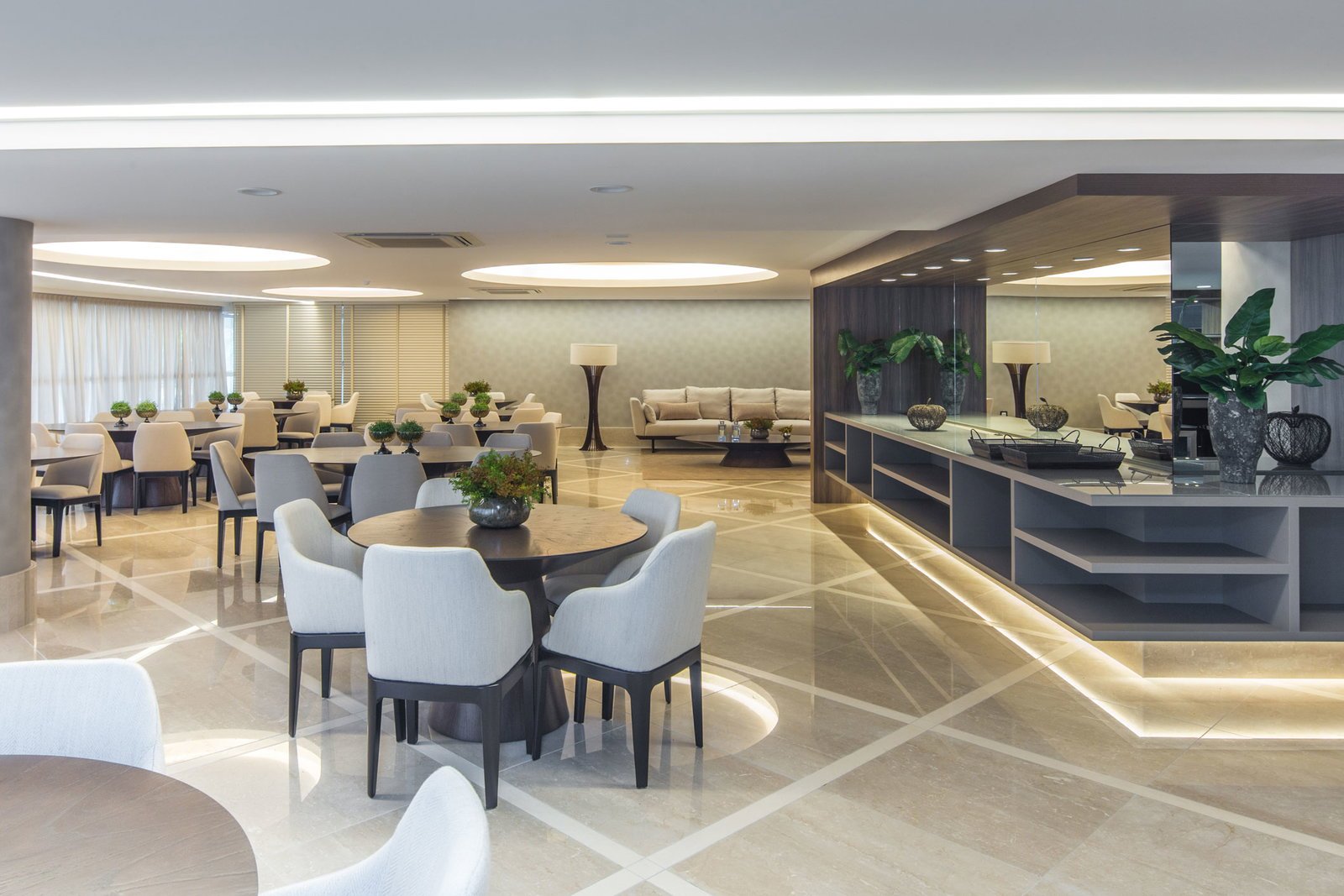 Apartamento no Edifício Ibiza Towers no Centro de Balneário Camboriú — foto 18
