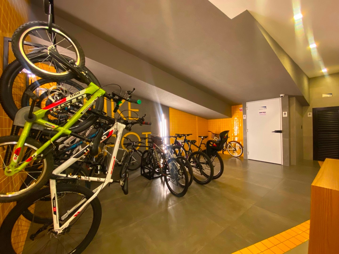 Apartamento no Edifício Porto Rotterdam à venda na Barra Sul em Balneário Camboriú — foto 9