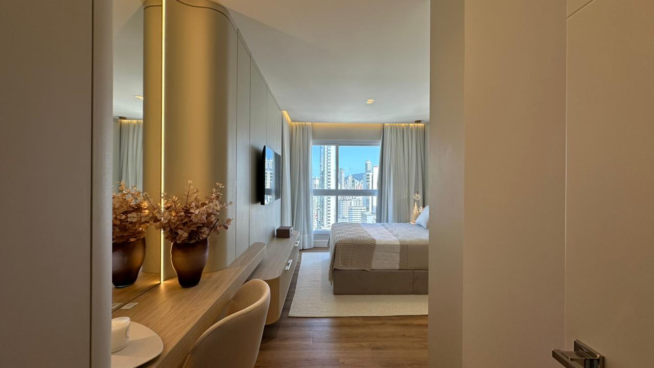 Apartamento vista mar no Edifício Cyano Mare à venda no centro de Balneário Camboriú — foto 22