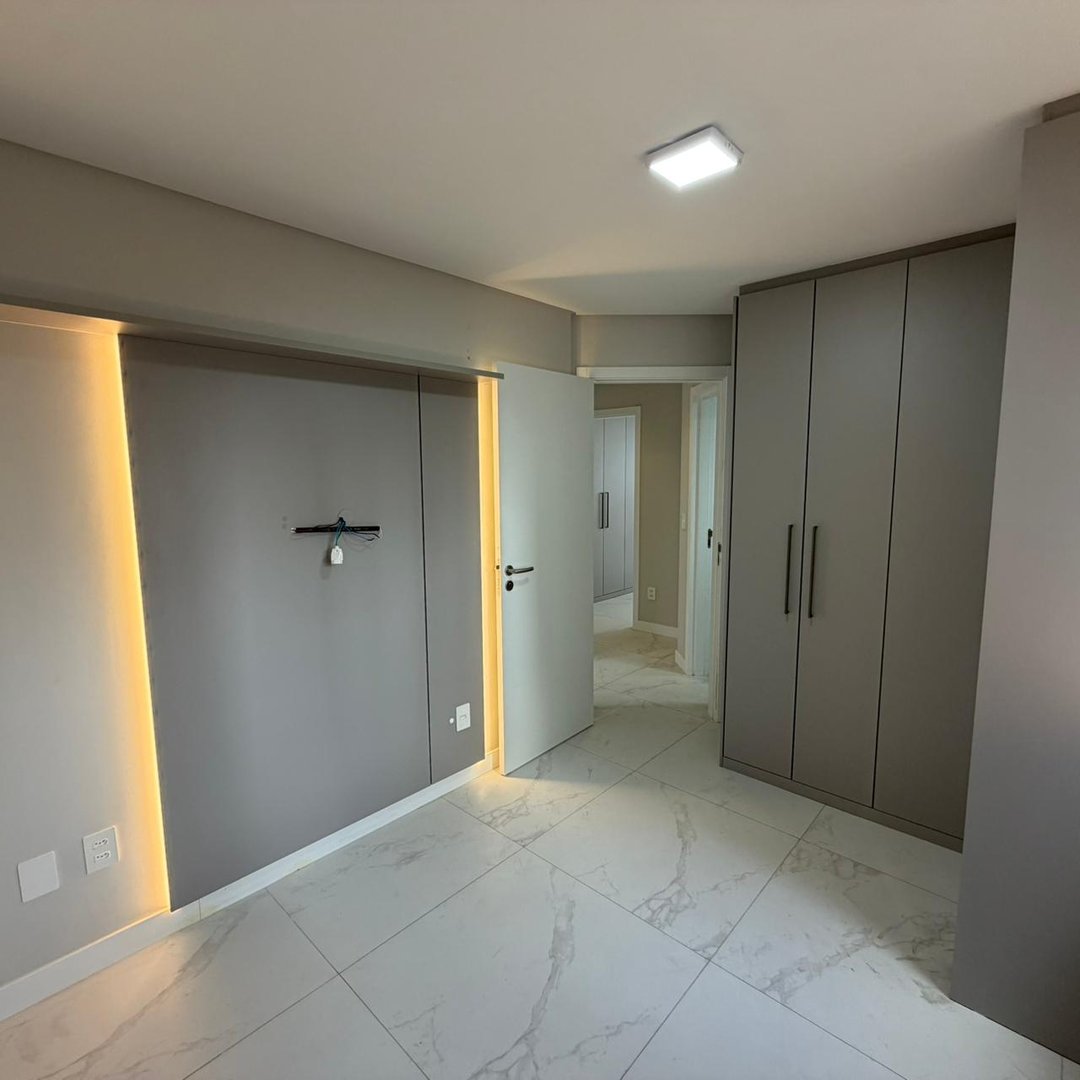 Apartamento no Edifício Ana Capri à venda no centro de Balneário Camboriú — foto 14
