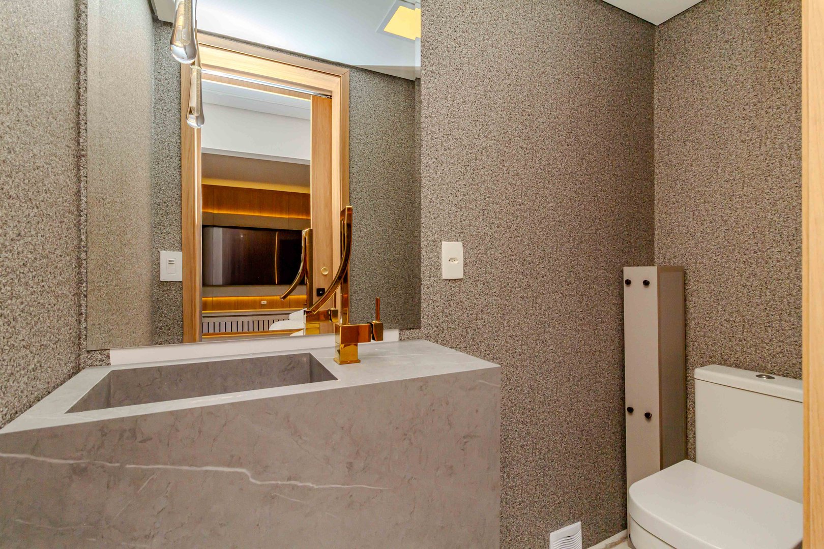 Apartamento Frente Mar no Edifício Oasis à venda no centro de Balneário Camboriú — foto 15