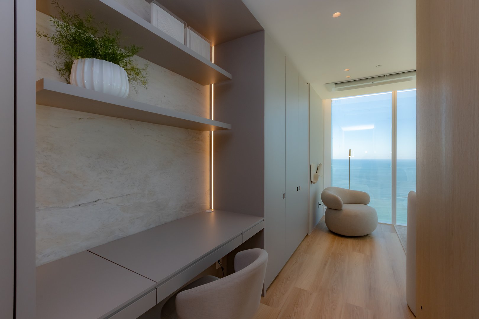 Apartamento Frente Mar no Edifício Boreal Tower à venda no centro de Balneário Camboriú — foto 22