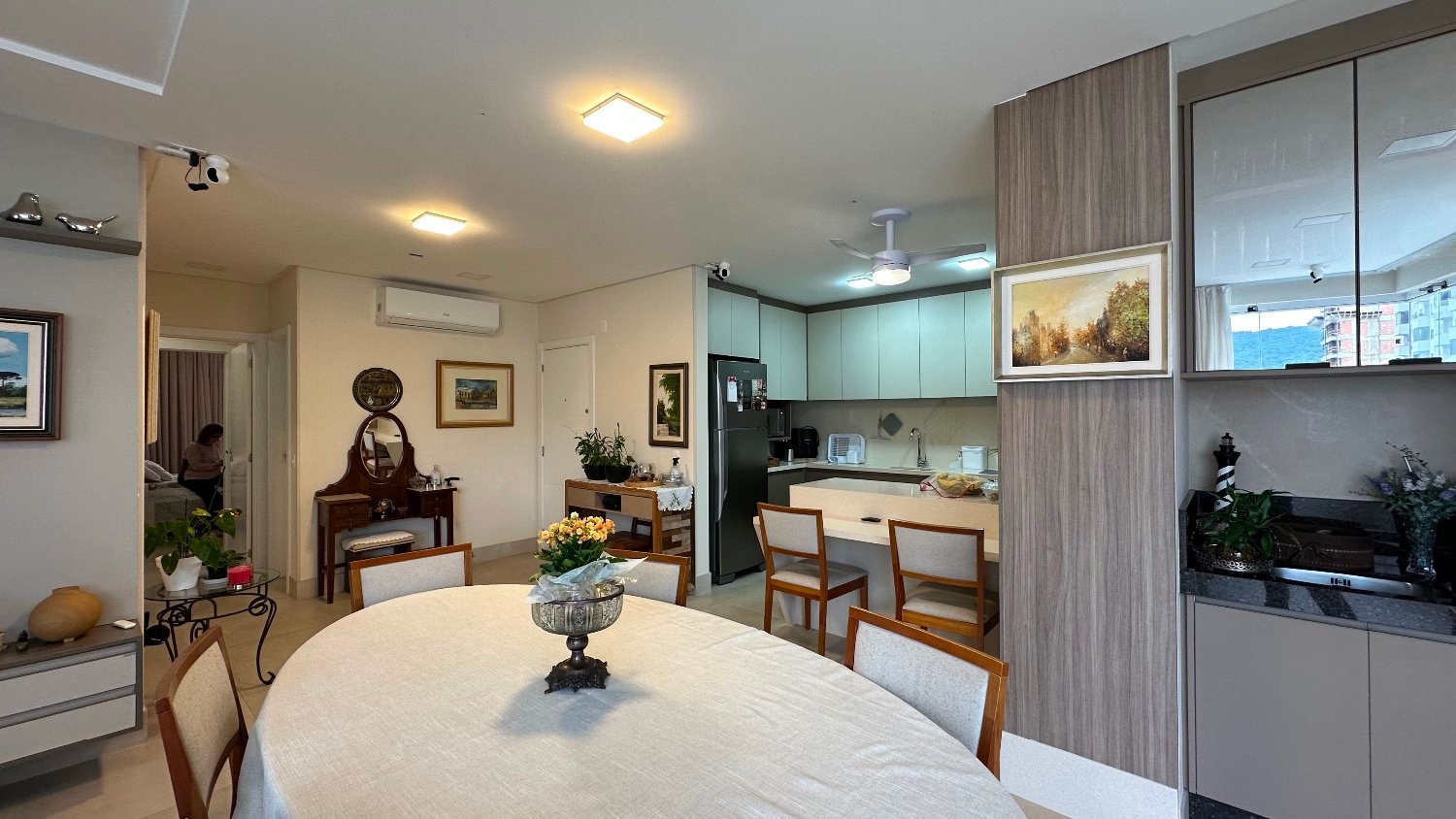 Apartamento na Edifício Farol Ilha da Paz à venda no centro de Balneário Camboriú — foto 8
