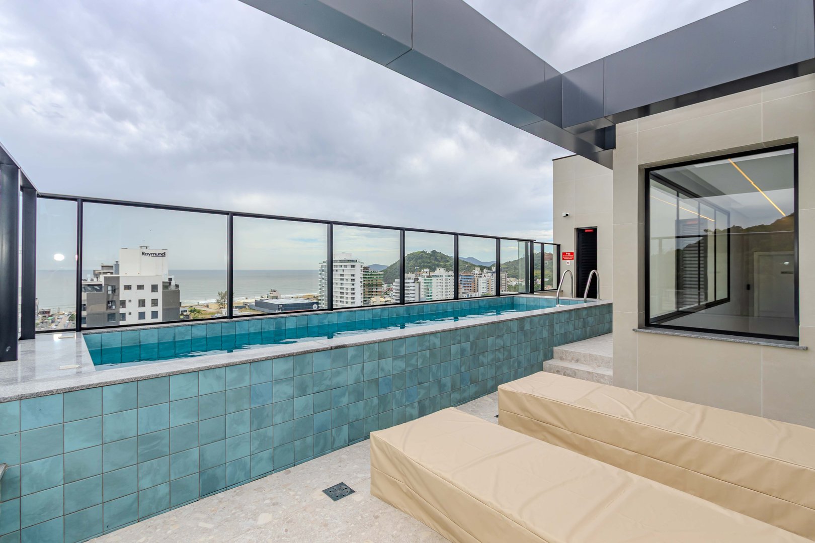 Apartamento no Edifício Dusseldorf à venda na Praia Brava — foto 46