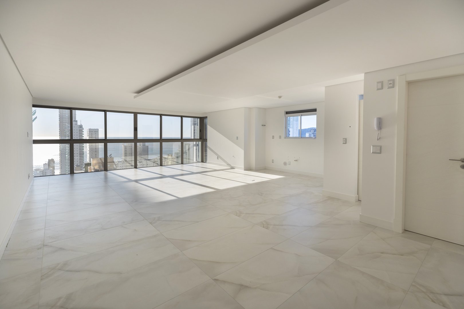 Apartamento Vista Mar no Edifício Ocean Breeze Residence à venda no centro de Balneário Camboriú — foto 5